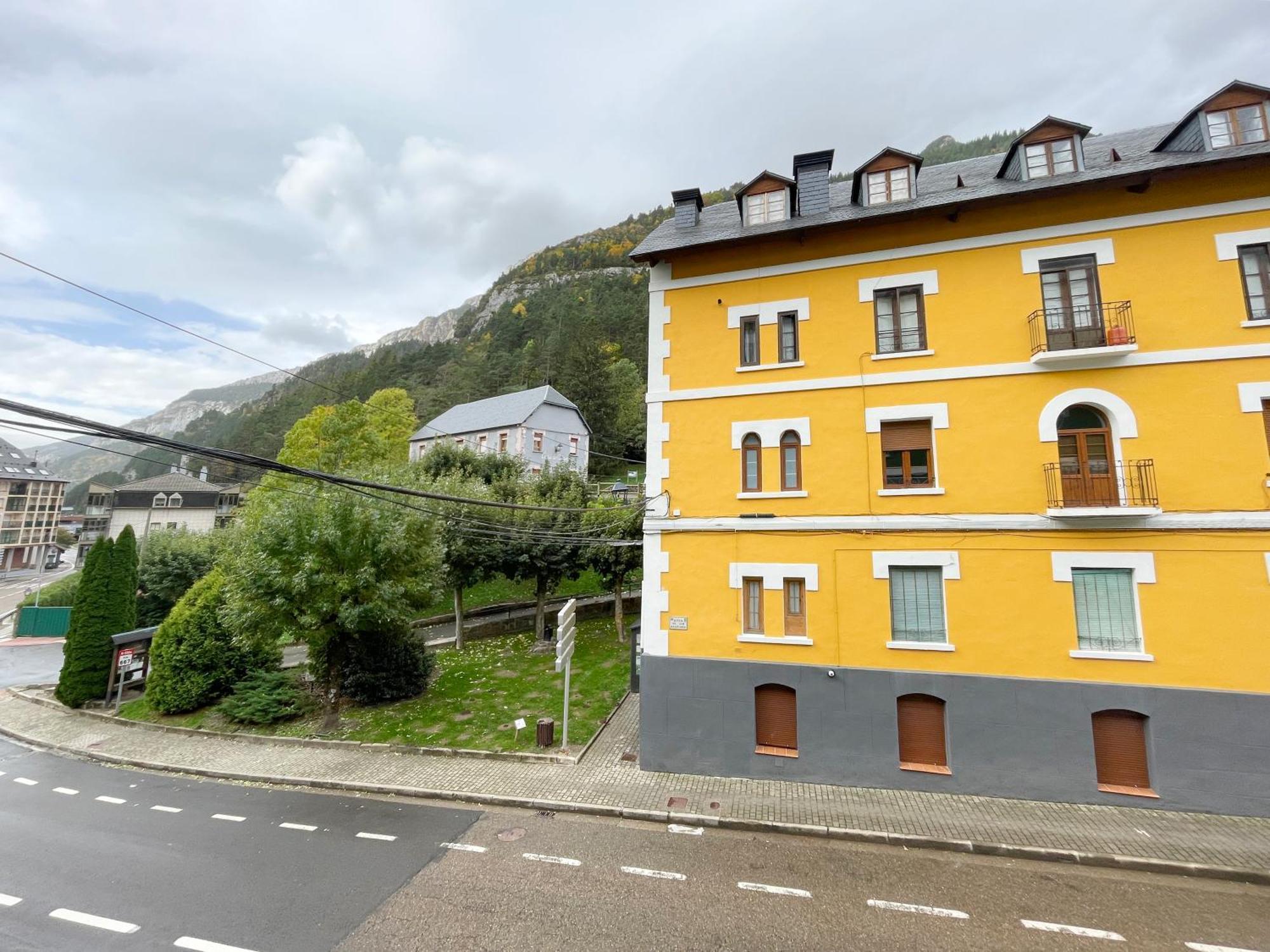 Apartamentos Canfranc 3000 Extérieur photo